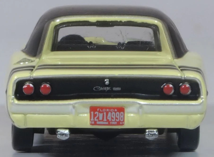 Dodge Charger R/T 1968 Yellow and Black
