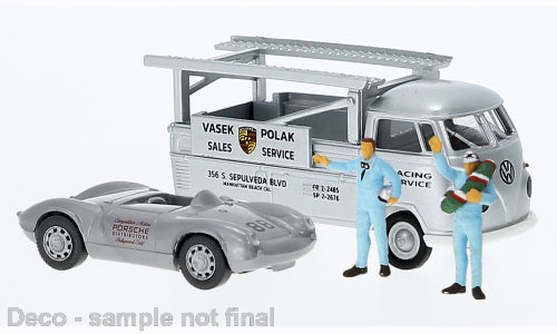 VW T1b Renntransporter mit Porsche 550 Vasek Polak